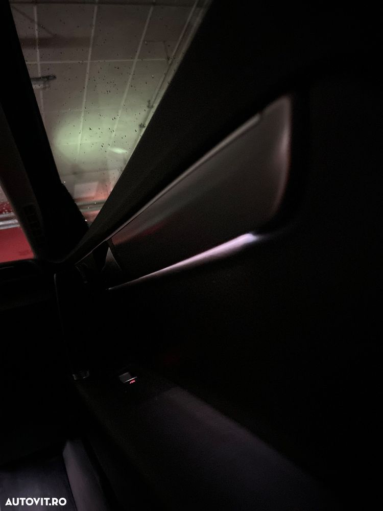 Volkswagen Passat 2.0 TDI BlueMotion Technology DSG Highline - 22