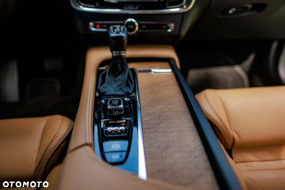 Volvo V90 T4 Inscription - 23