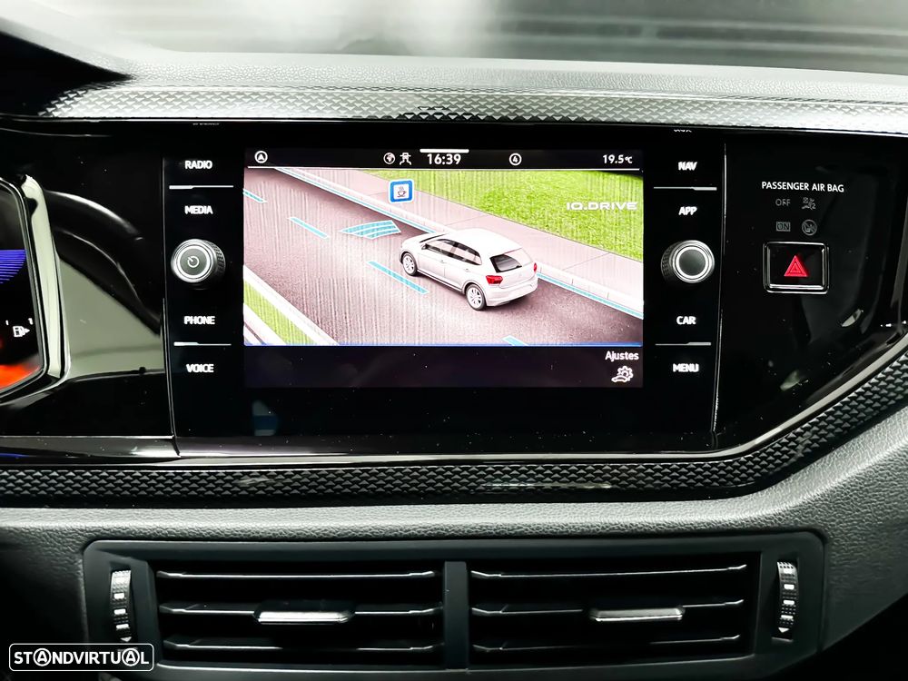 VW Polo 1.0 TSI Urban DSG - 34