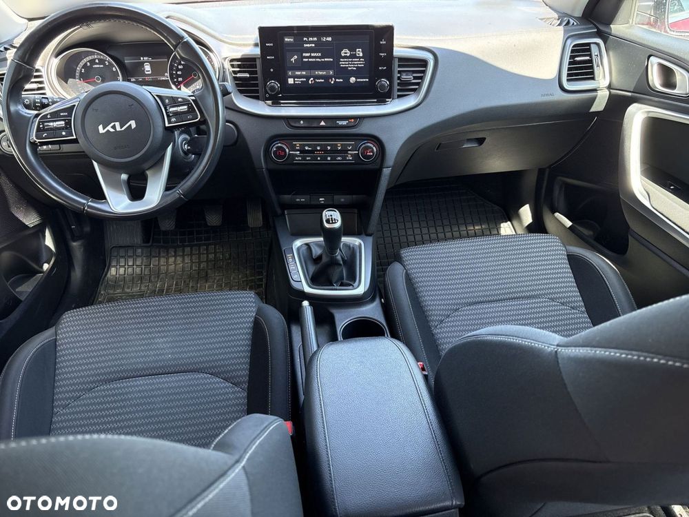 Kia Ceed - 19