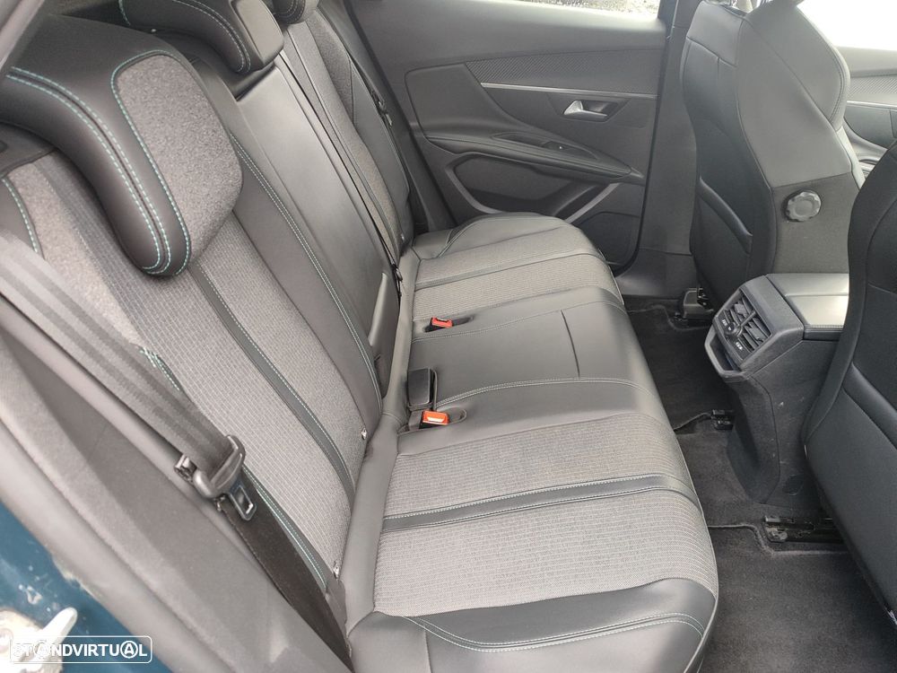 Peugeot 3008 1.6 Hybrid Allure e-EAT8 - 7