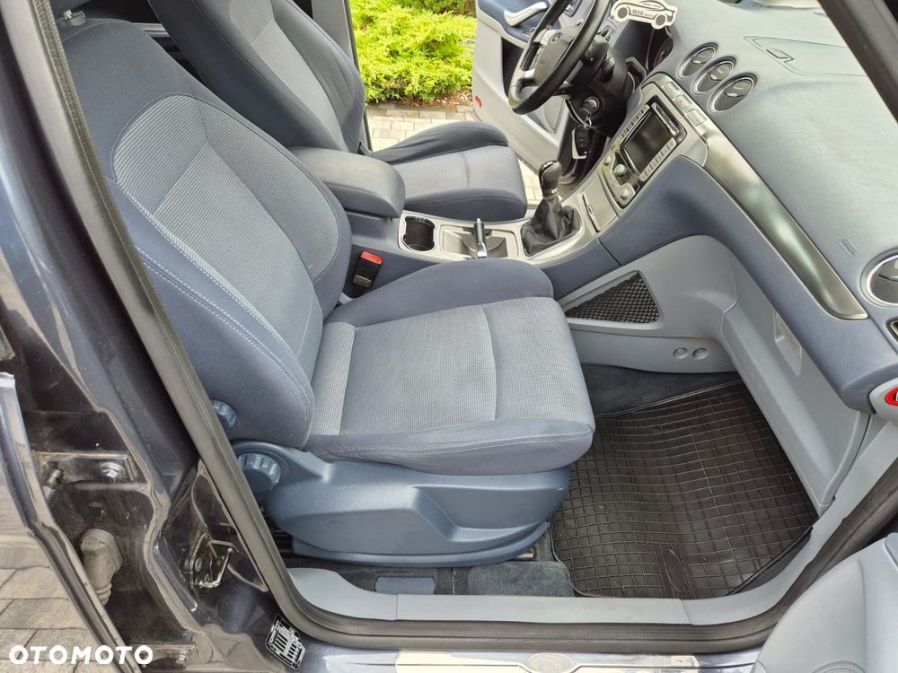 Ford S-Max 2.0 Titanium - 15