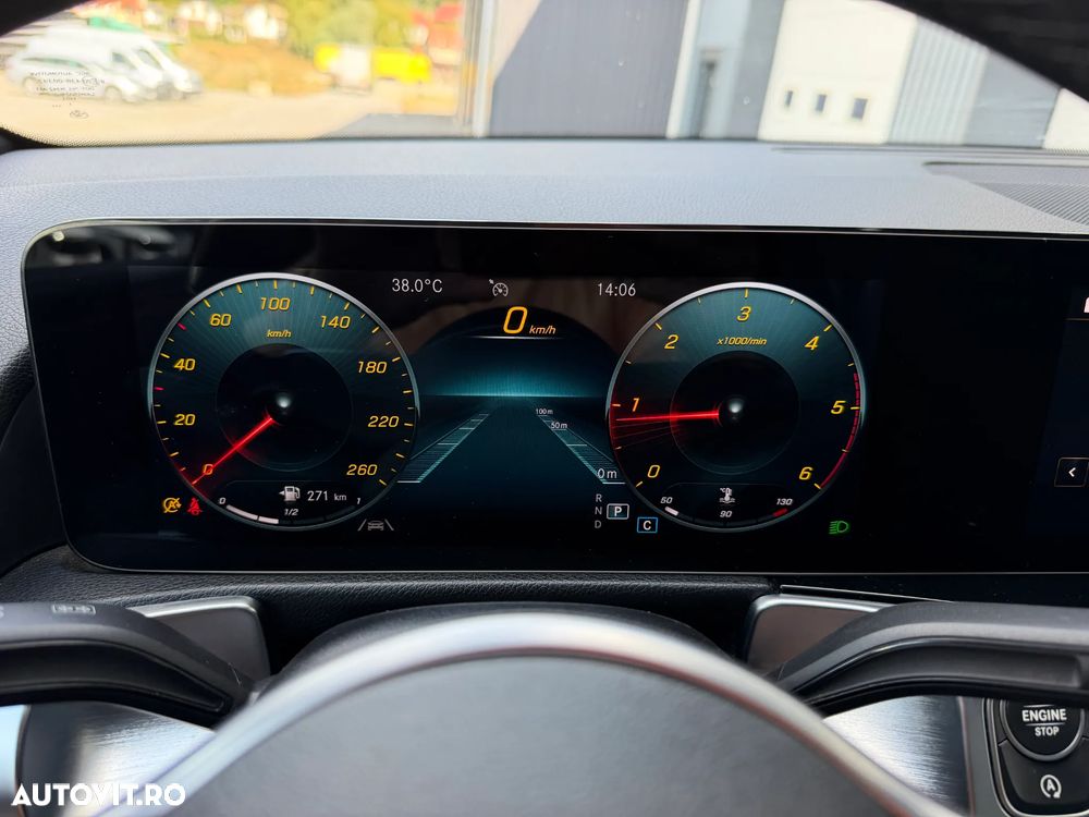 Mercedes-Benz GLB - 10