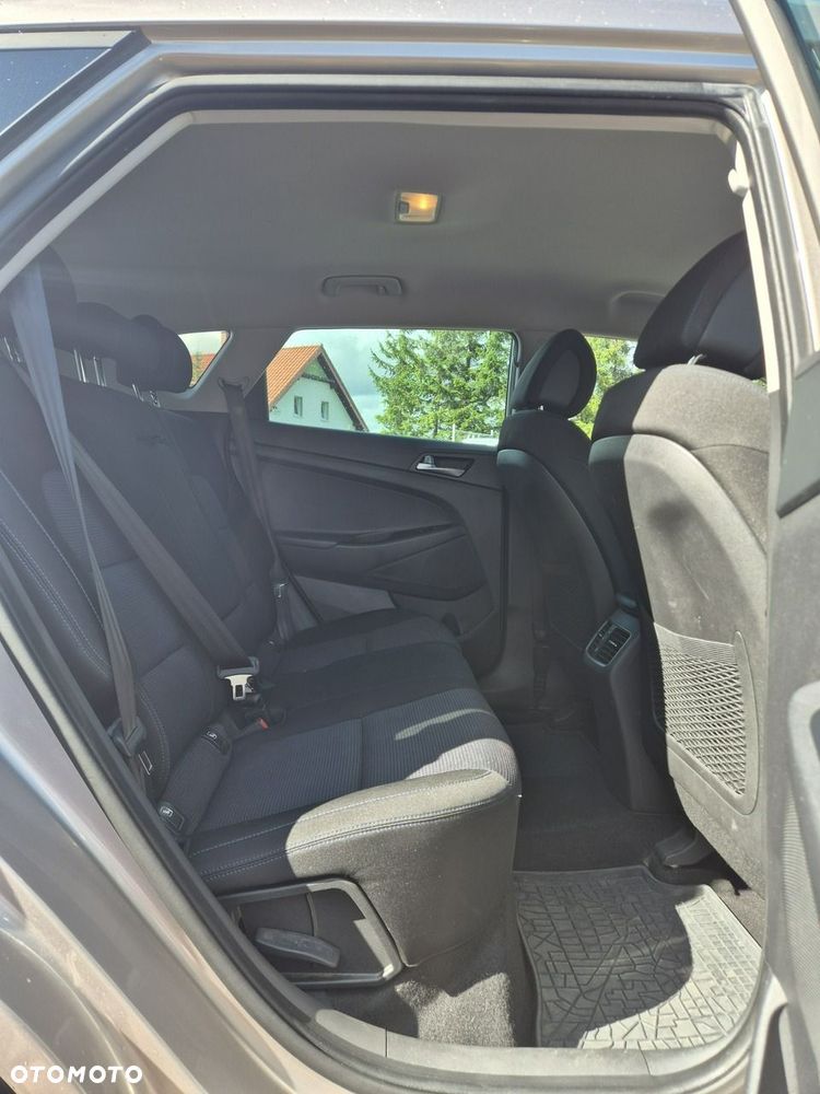 Hyundai Tucson 2.0 CRDI 2WD Style - 23