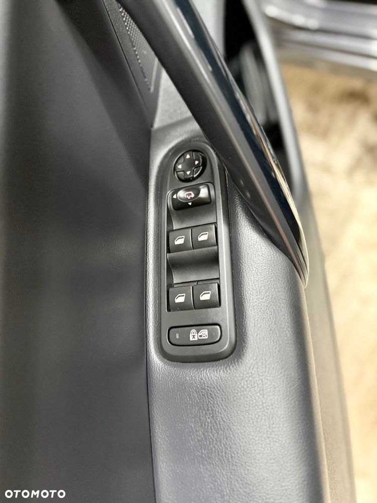 Peugeot 508 SW BlueHDi 180 EAT6 Stop&Start Allure - 27