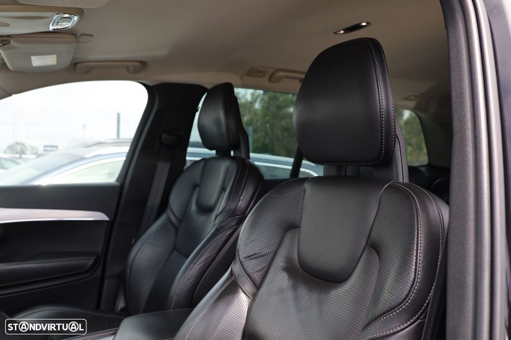 Volvo XC 90 2.0 D5 Momentum AWD - 7