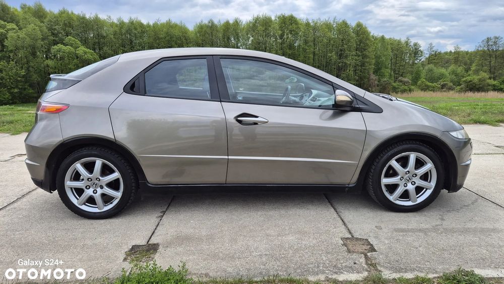 Honda Civic 1.8i-VTEC Comfort - 22