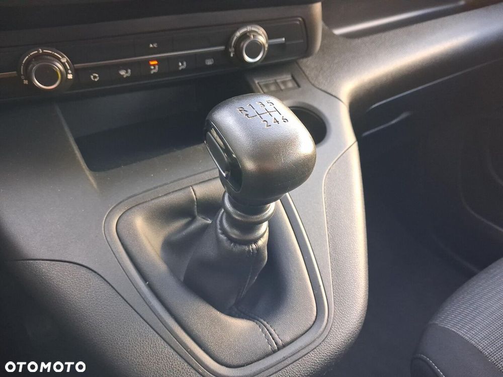 Toyota Proace City Verso 1.5 D-4D Business - 20