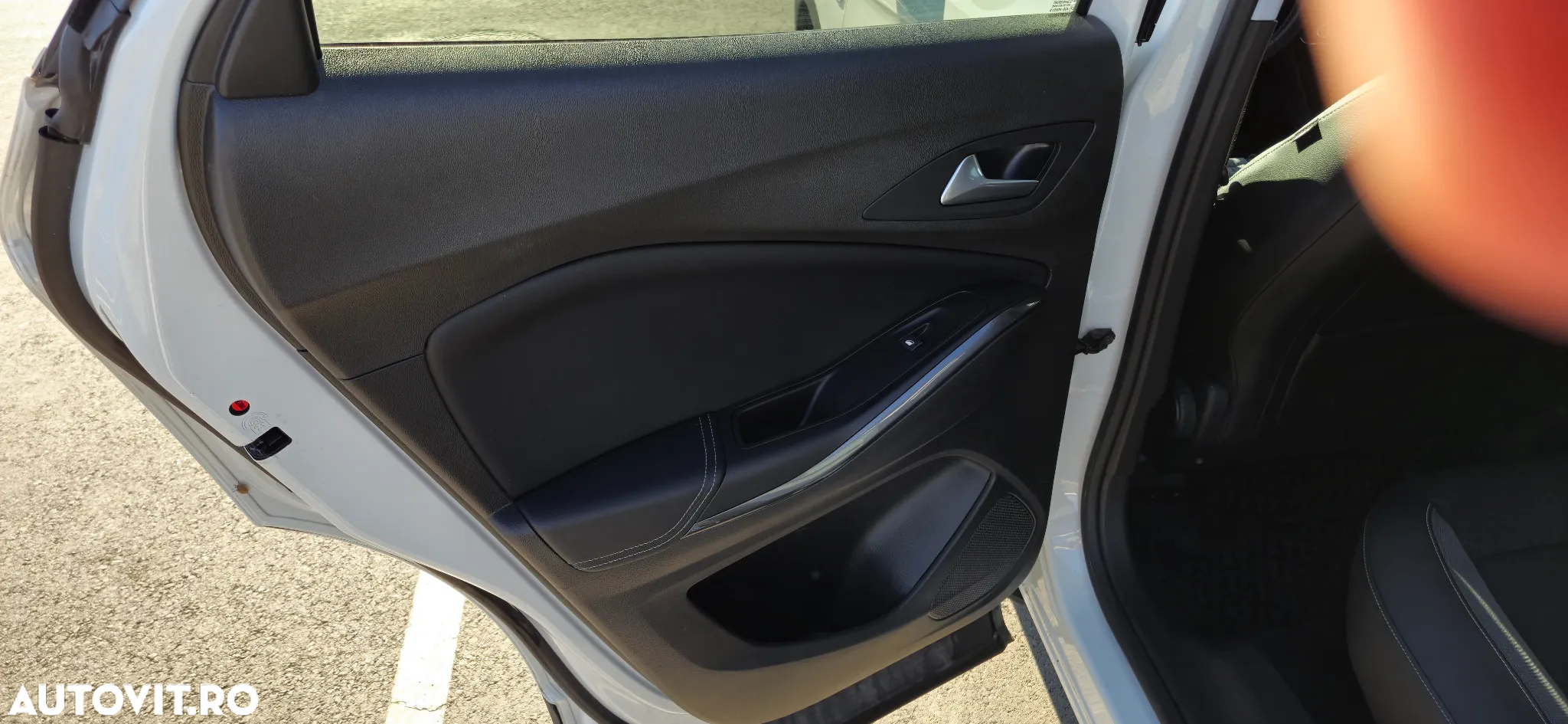 Opel Grandland X 1.2 Start/Stop Automatik Business Edition - 19