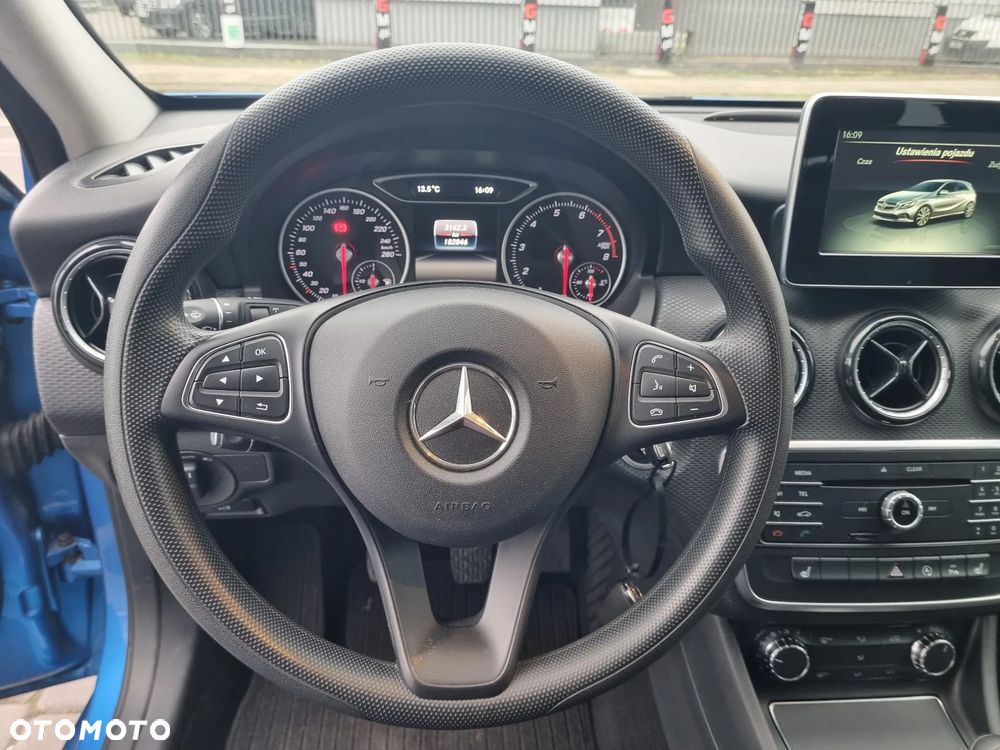 Mercedes-Benz Klasa A 200 (BlueEFFICIENCY) Style - 16