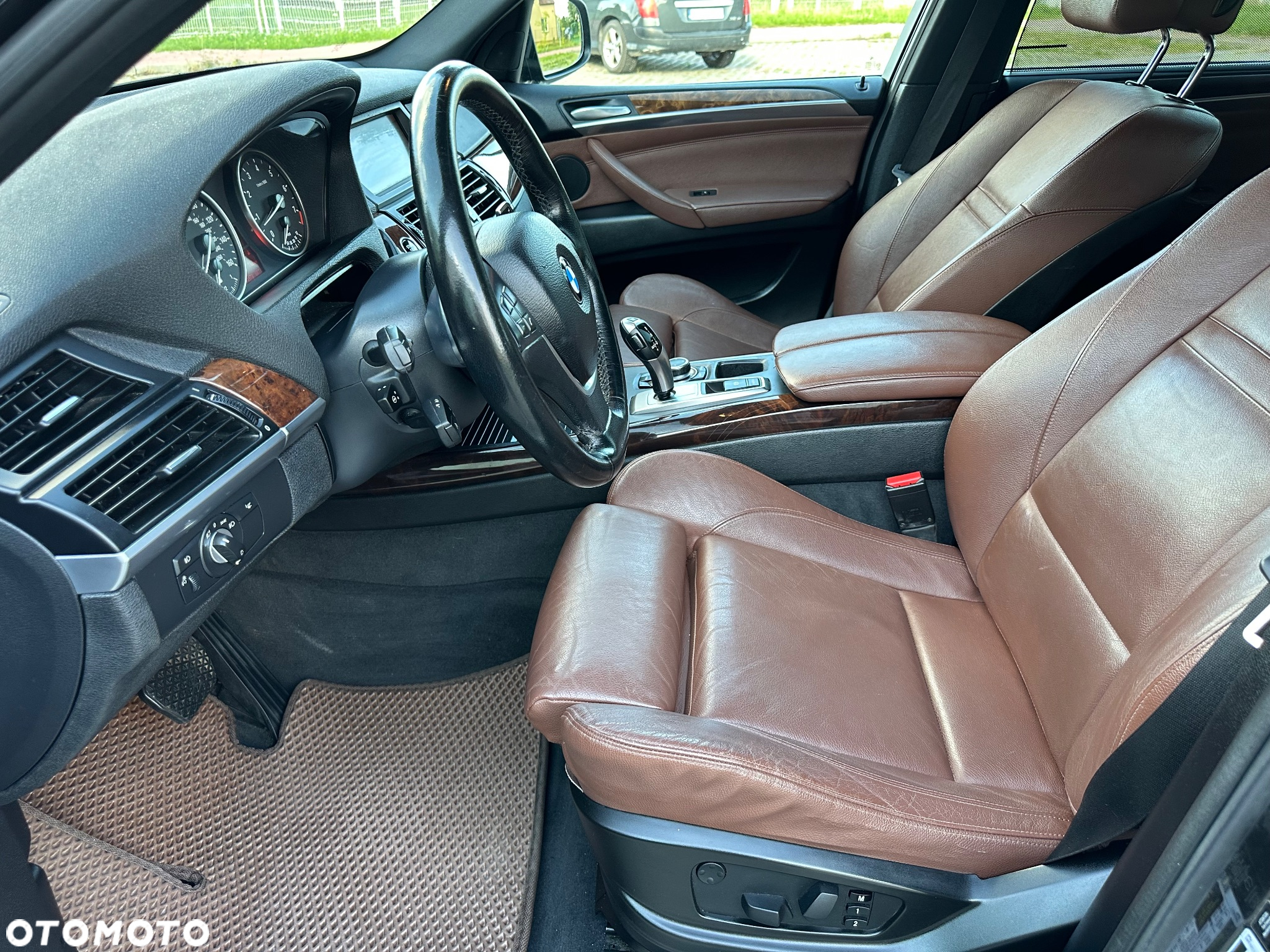 BMW X5 xDrive35i - 9