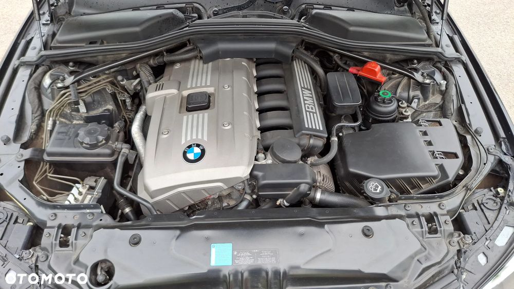 BMW Seria 5 530i - 8