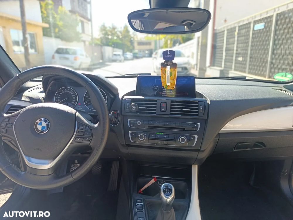 BMW Seria 1 118i - 13