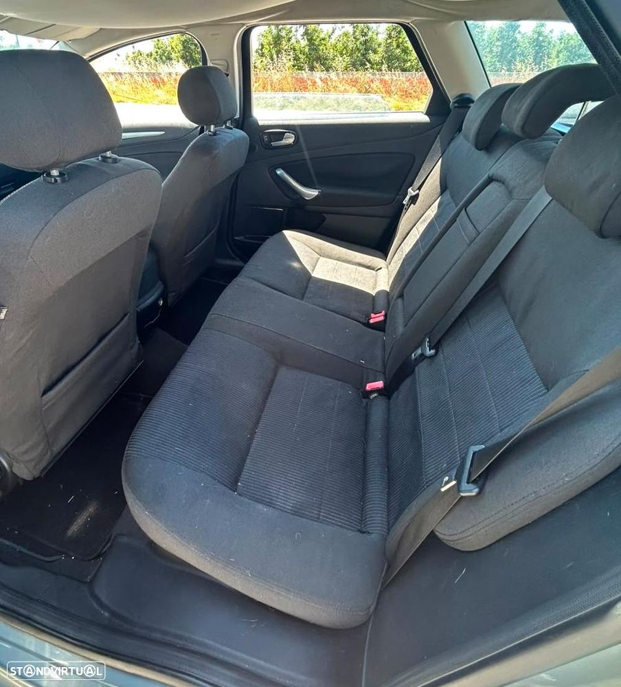 Ford Mondeo SW - 2