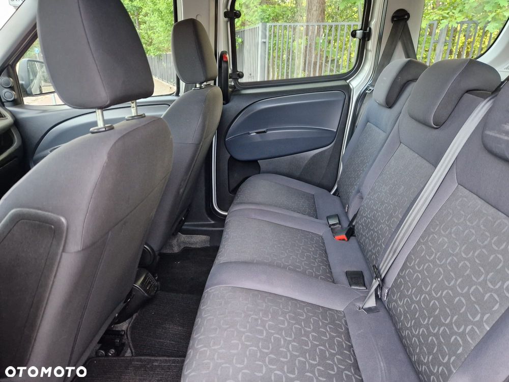 Fiat Doblo 1.4 16V Dynamic - 9