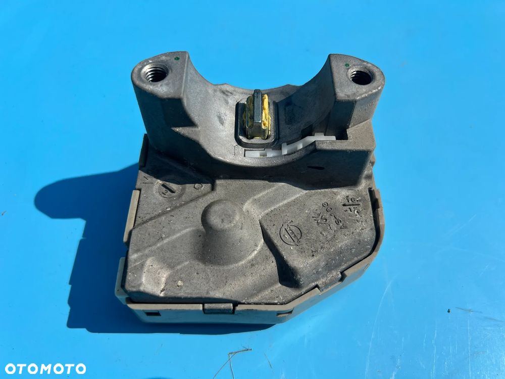 BLOKADA KOLUMNY KIEROWNICY NISSAN NAVARA NP300 D23 6L218503 - 2