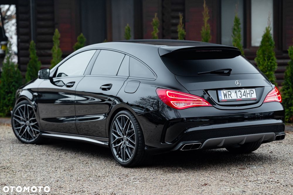 Mercedes-Benz CLA AMG 45 4Matic 7G-DCT - 15