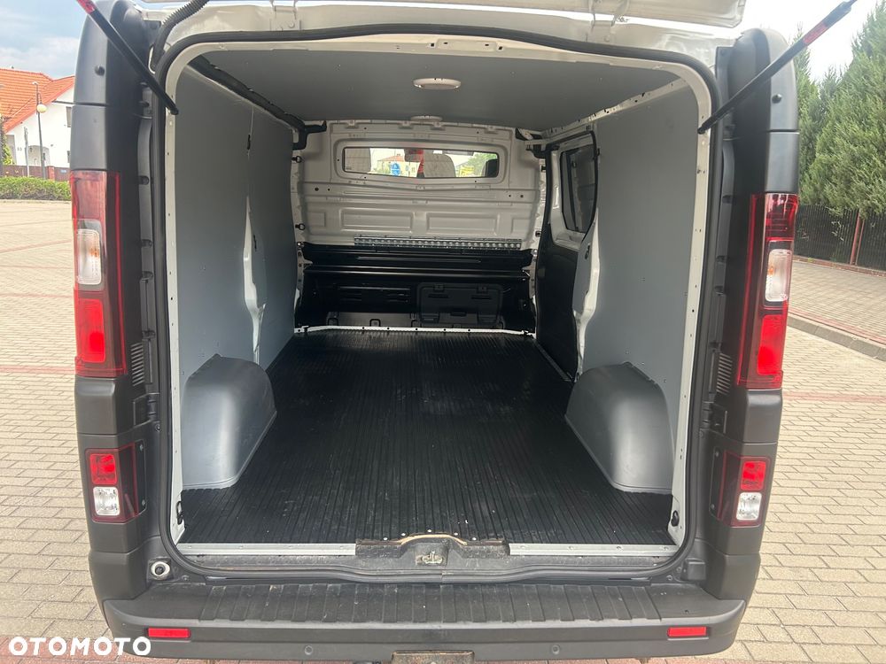 Renault Trafic - 22