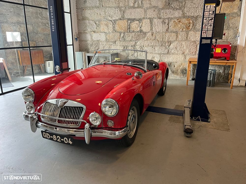 MG MGA - 1