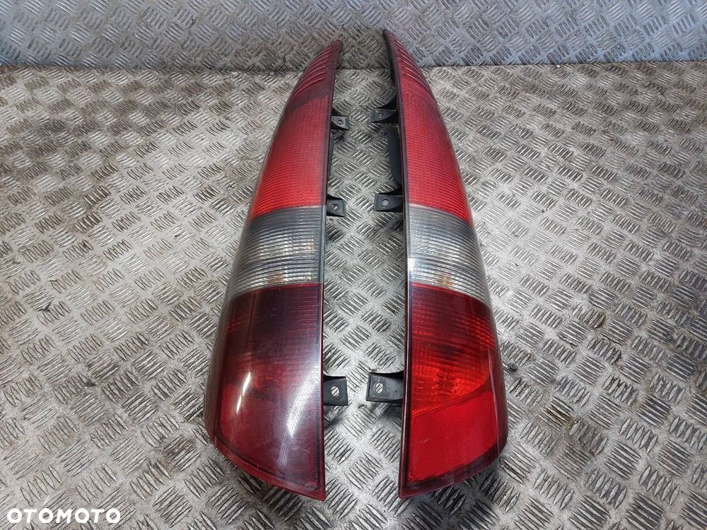 LAMPA LEWY TYŁ + PRAWY TYŁ MERCEDES-BENZ W414 VANEO - 1