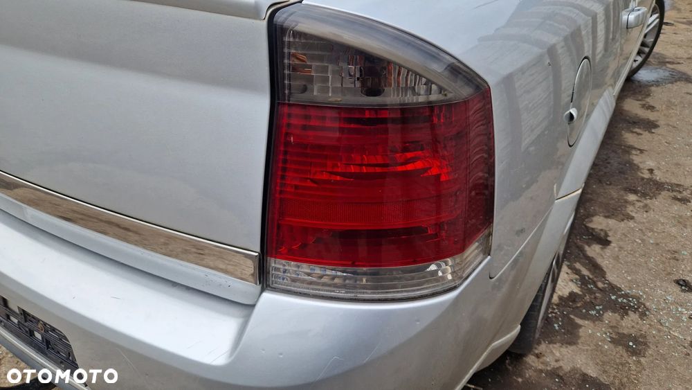 OPEL VECTRA C GTS LAMPA TYŁ PRAWA - 1