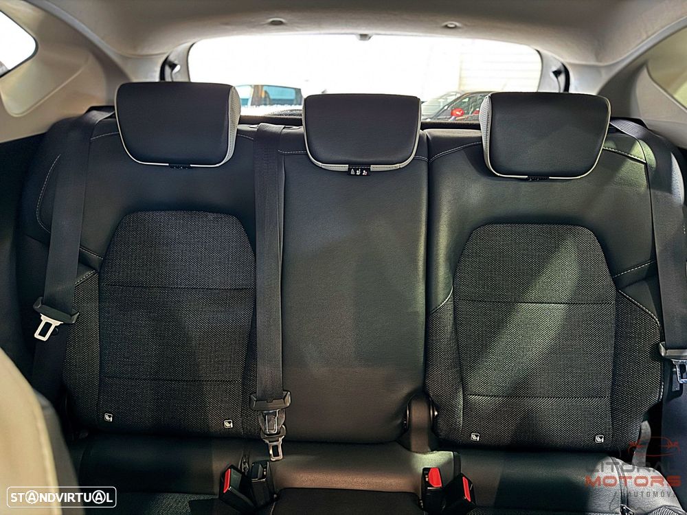 Renault Captur 1.0 TCe Techno - 39