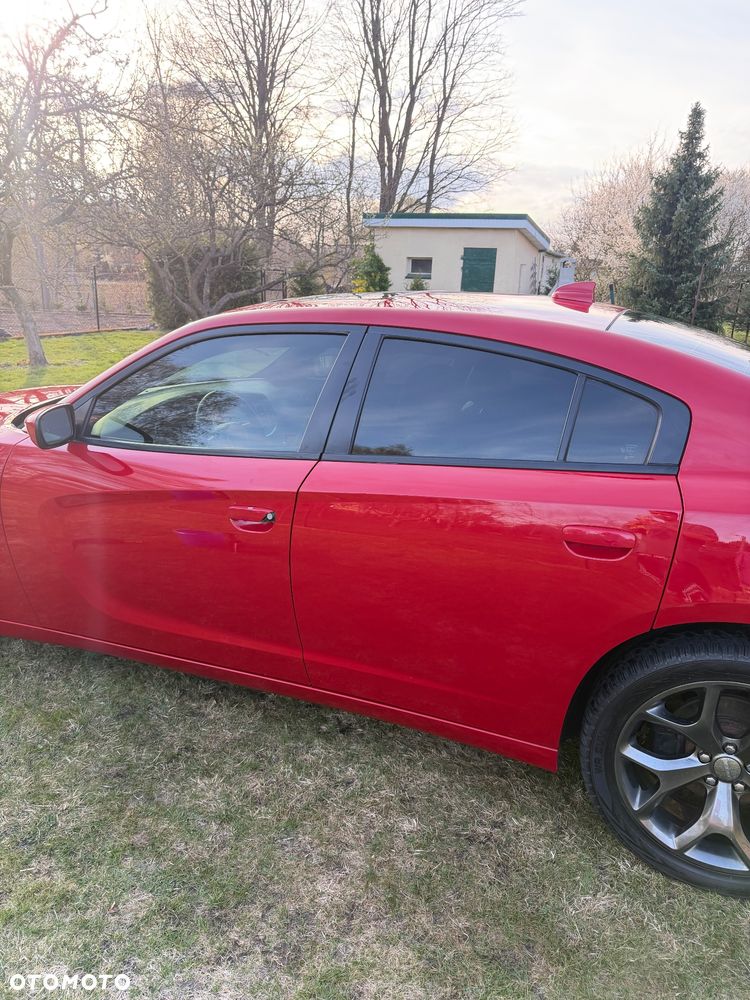 Dodge Charger 5.7 V8 RT - 6