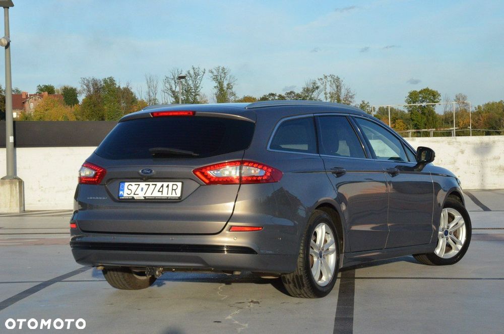 Ford Mondeo 2.0 TDCi Titanium PowerShift - 25