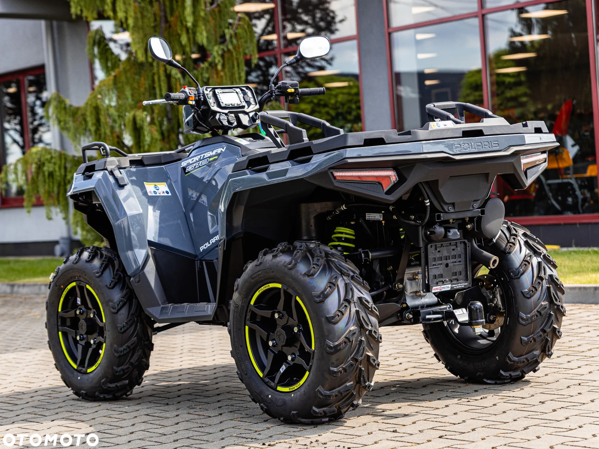 Polaris Sportsman - 6