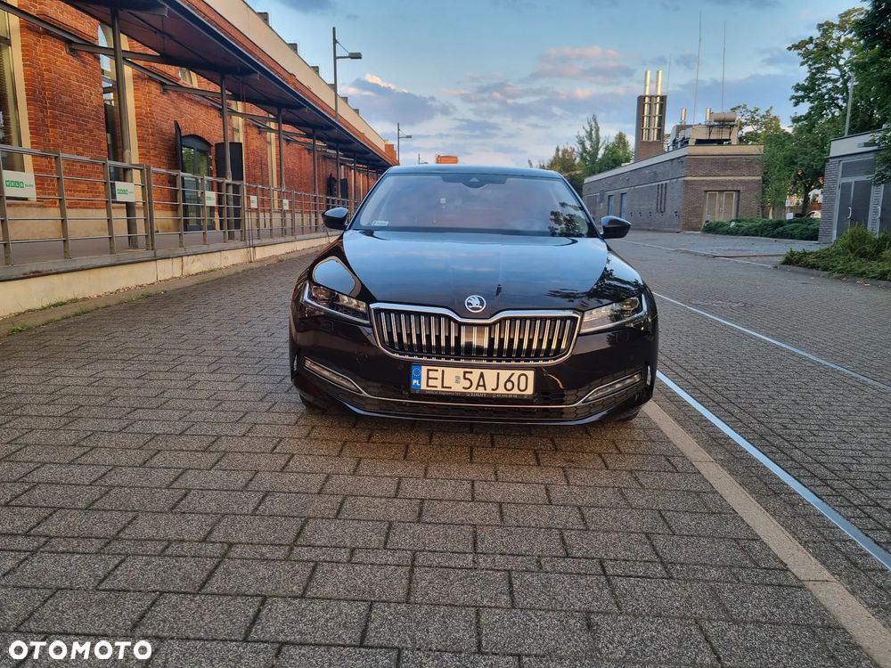 Skoda Superb 2.0 TDI SCR Style DSG - 2