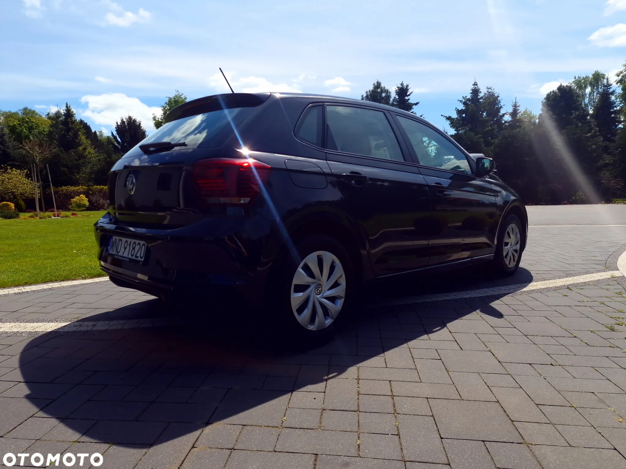 Volkswagen Polo 1.6 TDI SCR Trendline - 14