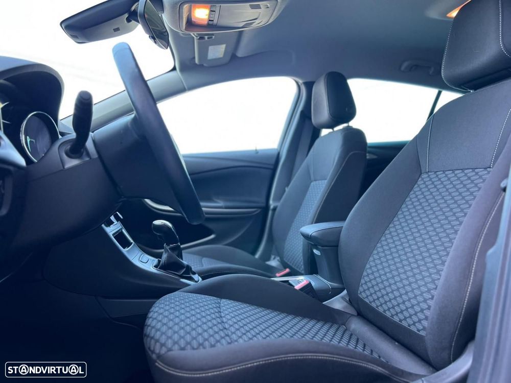 Opel Astra 1.2 Turbo S&S Elegance - 7