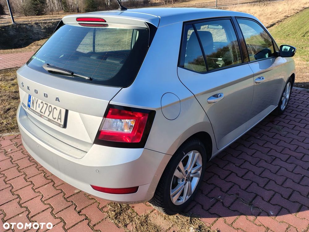 Skoda Fabia 1.0 TSI Essence - 4