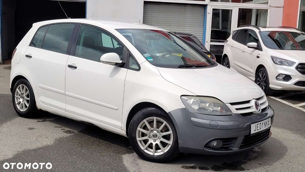 Volkswagen Golf Plus - 11