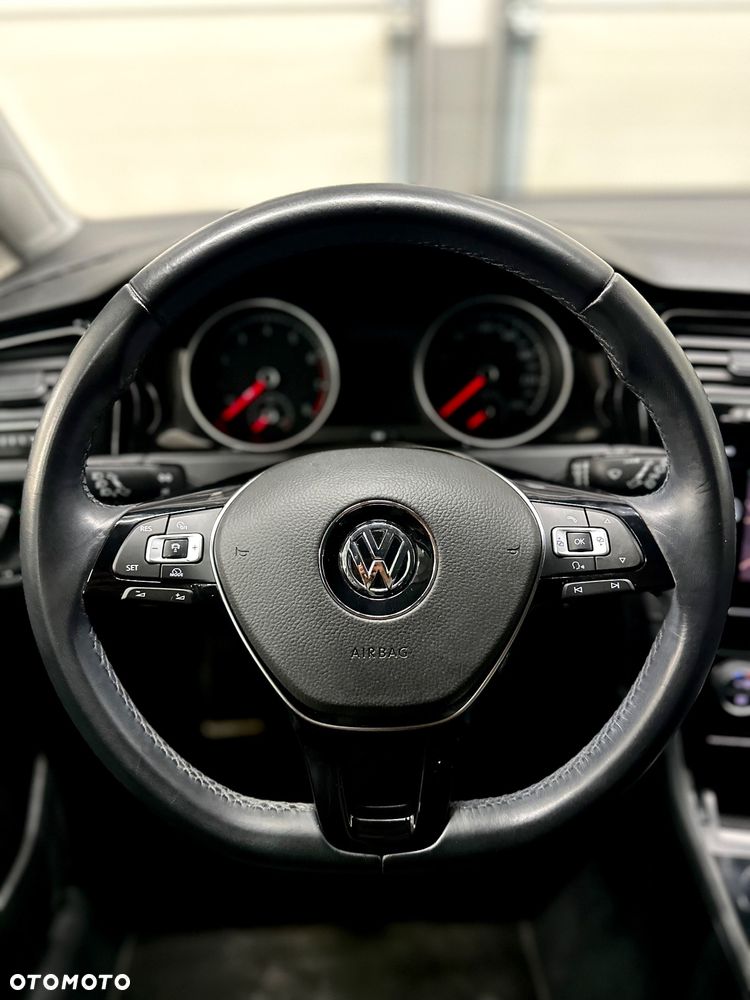 Volkswagen Golf 1.4 TSI Sound - 9