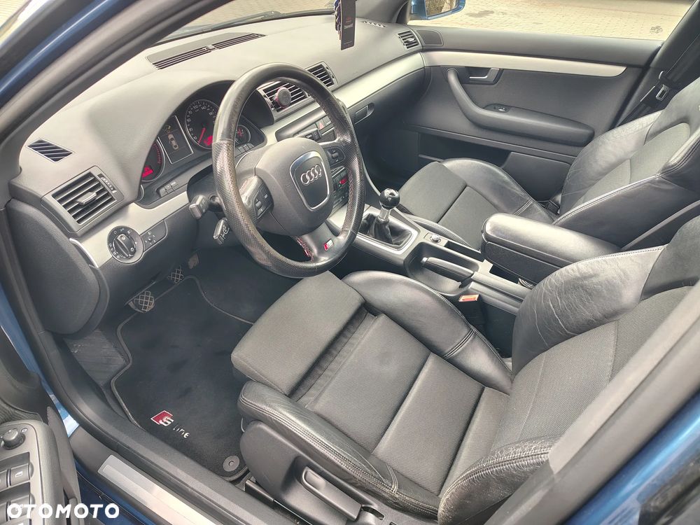 Audi A4 Avant 2.0 TDI DPF - 11