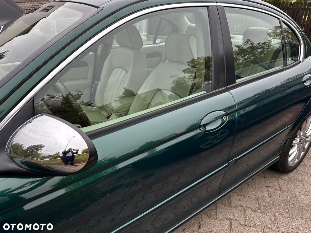 Jaguar X-Type 3.0 V6 4x4 Executive - 6