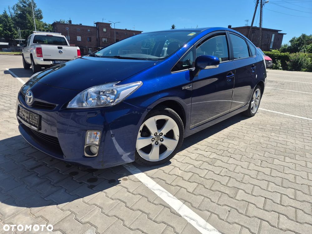 Toyota Prius (Hybrid) Executive - 1