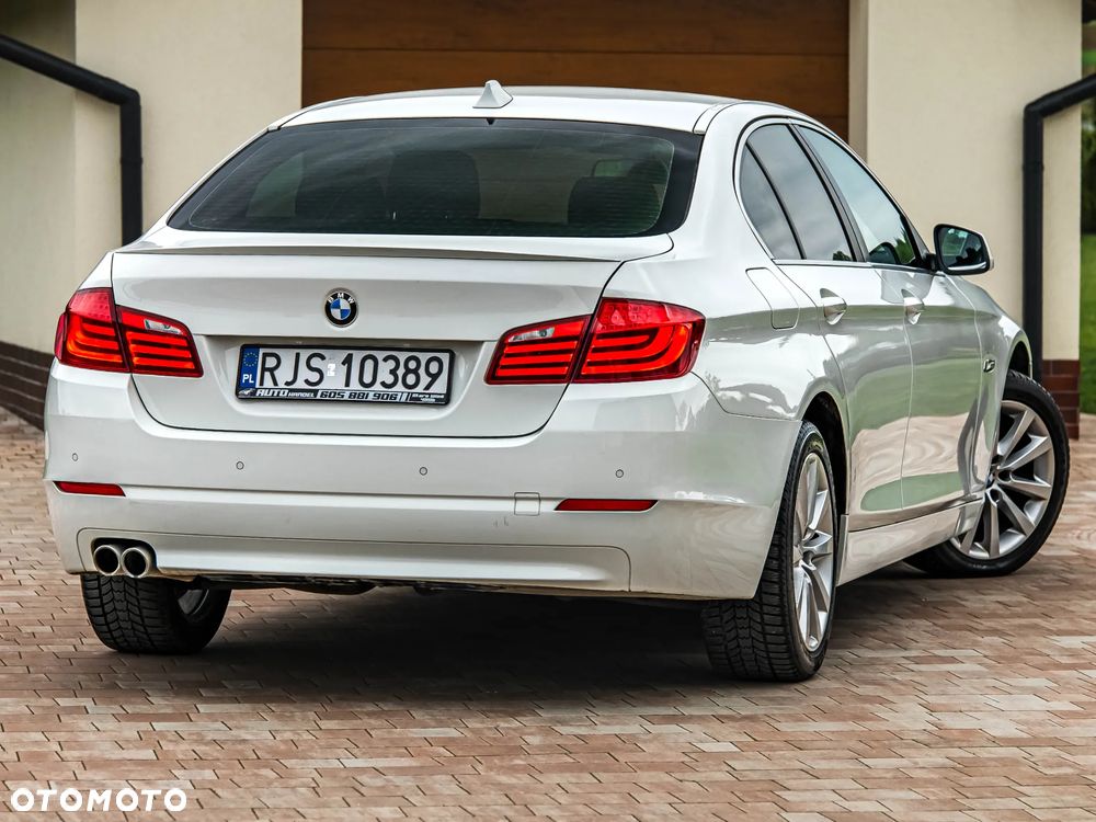 BMW Seria 5 520d Sport-Aut - 3