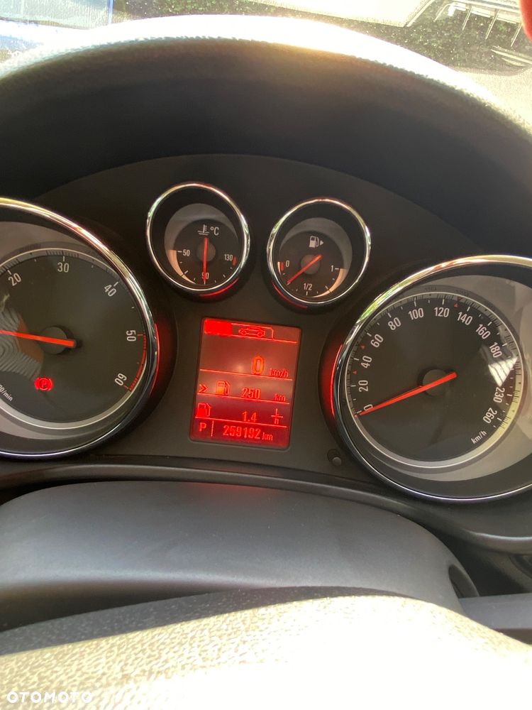 Opel Insignia 2.0 CDTI Sport - 17