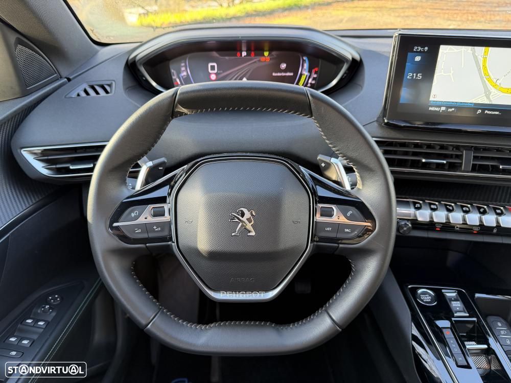 Peugeot 5008 1.2 Hybrid Allure Pack e-DCS6 - 26