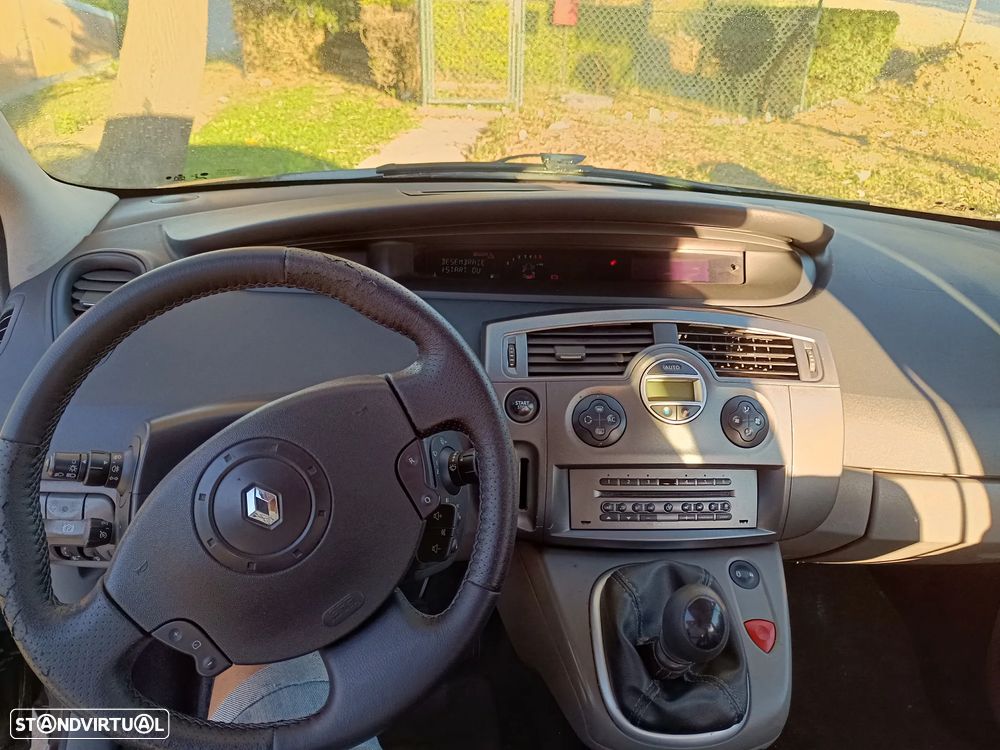 Renault Scénic 1.5 dCi Privilège Luxe - 10