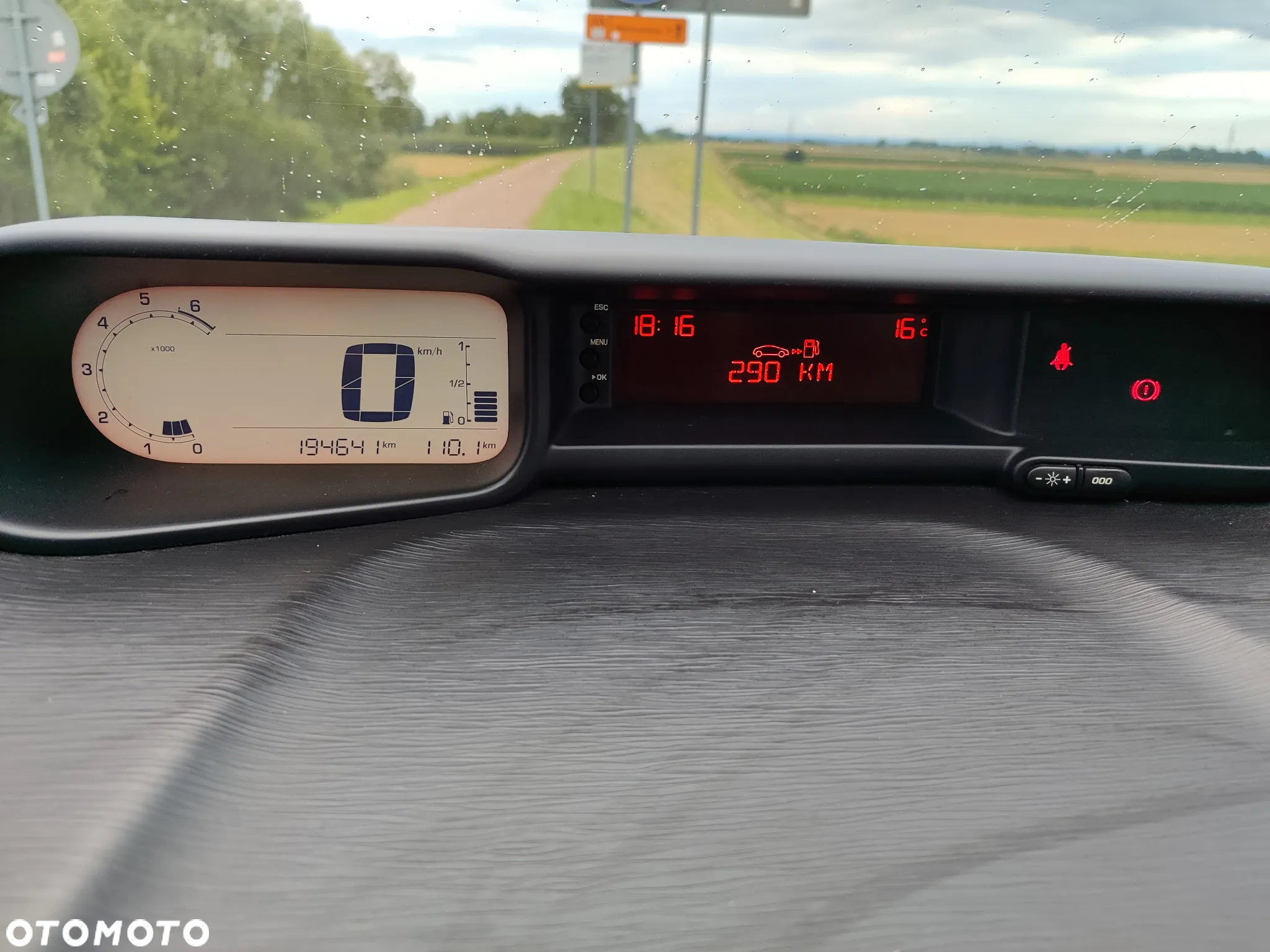 Citroën C3 Picasso 1.4i Attraction - 13