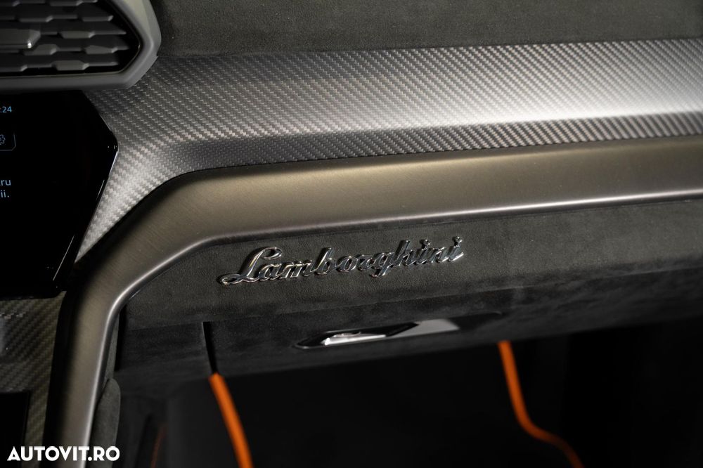 Lamborghini URUS - 21