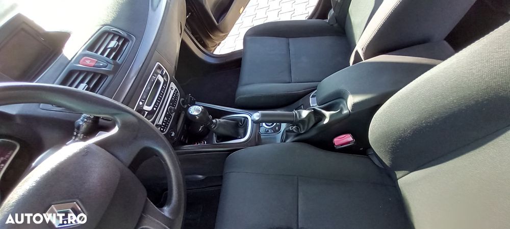 Renault Megane 1.9 dCi Privilege - 11