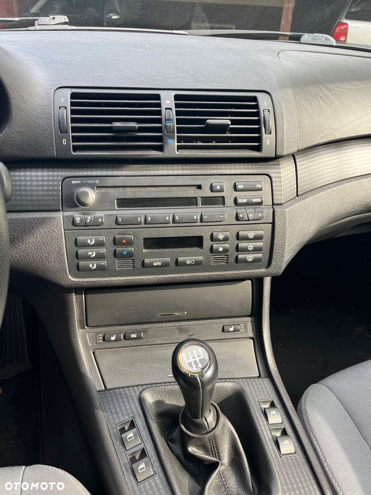 BMW Seria 3 318Ci - 11