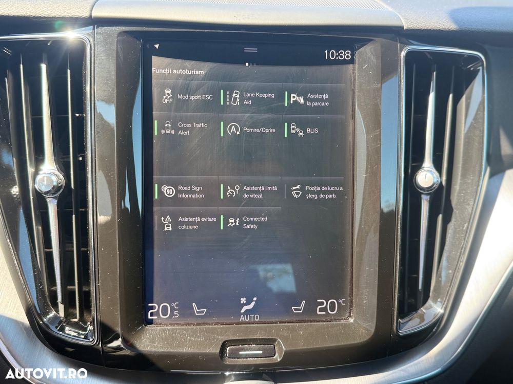 Volvo XC 60 T5 AWD Geartronic Momentum - 16