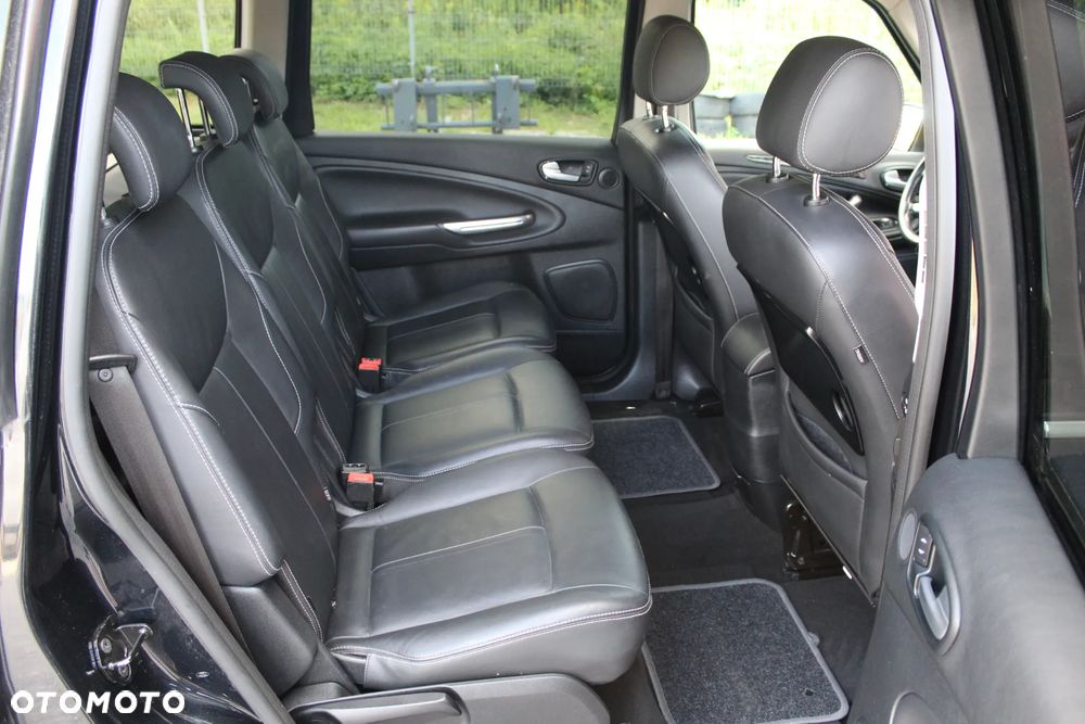 Ford Galaxy 2.0 TDCi DPF Ghia - 24