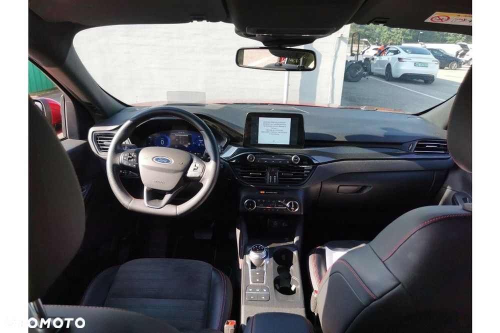 Ford Kuga - 8
