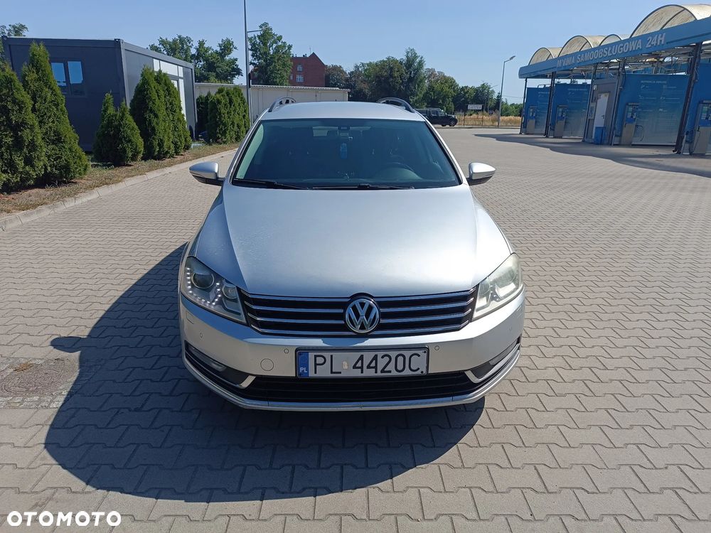 Volkswagen Passat 2.0 TDI Comfortline Optimum DSG - 2